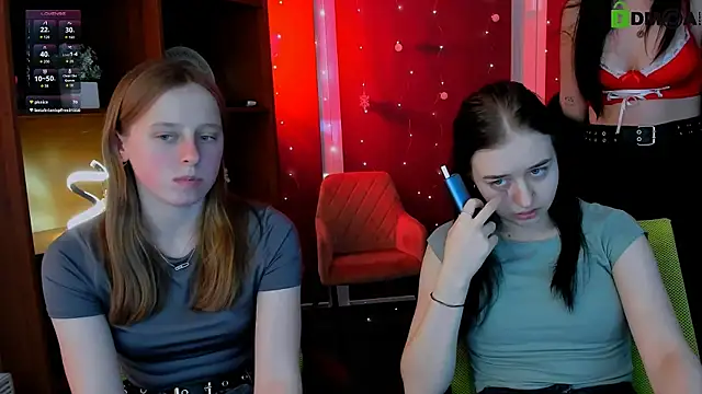 Snapshot of miki_ti chatting on January 14, 2026, 8:51 am miki ti online show from January 14, 2026, 8:51 am