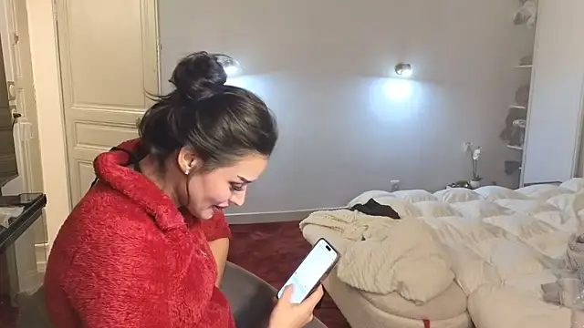 Lailawick online show from December 13, 2025, 8:59 pm