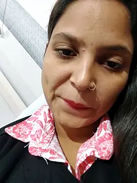 Snapshot of Anshika1431 chatting on November 8, 2025, 3:10 am Anshika1431 online show from November 8, 2025, 3:10 am