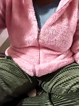 Snapshot of Anshika1431 chatting on December 16, 2025, 10:08 am Anshika1431 online show from December 16, 2025, 10:08 am