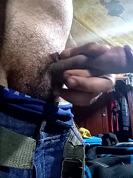 Snapshot of Cogelonregio chatting on November 3, 2025, 3:12 am Cogelonregio online show from November 3, 2025, 3:12 am