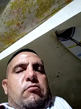 Snapshot of Cogelonregio chatting on November 18, 2025, 2:09 pm Cogelonregio online show from November 18, 2025, 2:09 pm