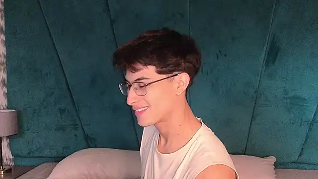 Aaron Eze online show from February 27, 2026, 8:30 pm