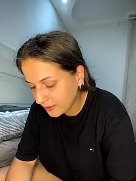 Snapshot of solmartins chatting on January 9, 2026, 12:50 am solmartins online show from January 9, 2026, 12:50 am