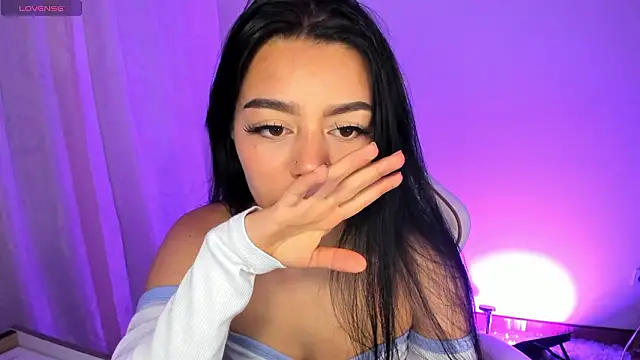 Snapshot of Midori_rosse chatting on February 16, 2026, 4:22 am Midori rosse online show from February 16, 2026, 4:22 am