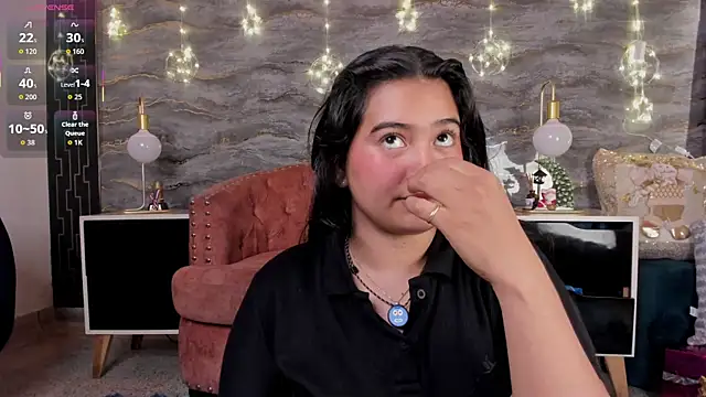 lilithst  online show from November 29, 2025, 8:42 pm