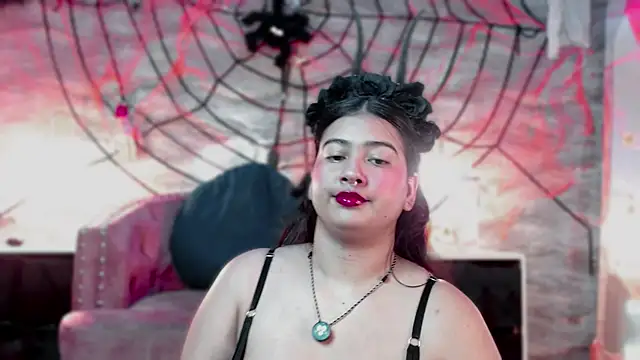 lilithst  online show from October 29, 2025, 9:03 pm