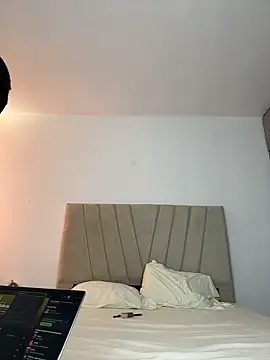 Snapshot of Julietalcl chatting on February 22, 2026, 6:20 pm Julietalcl online show from February 22, 2026, 6:20 pm