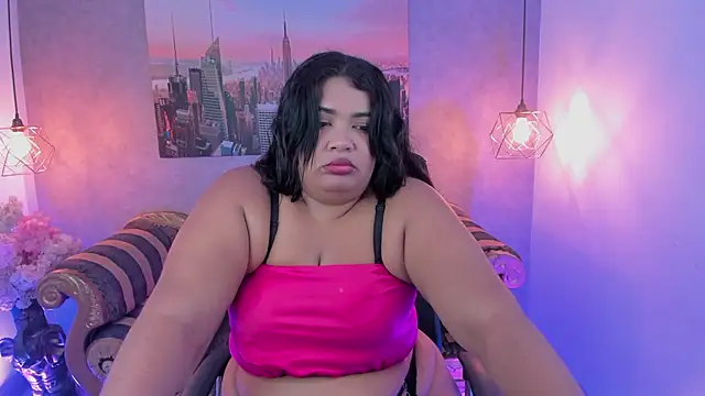 Sara clk online show from November 26, 2025, 8:09 pm