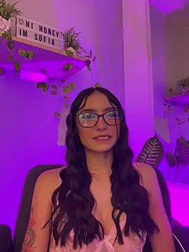 Im sofiaaa online show from April 23, 2026, 12:50 am