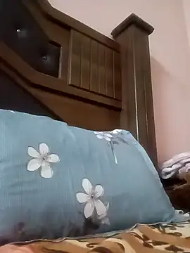 Snapshot of Bigtitsass81 chatting on November 3, 2025, 12:31 pm Bigtitsass81 online show from November 3, 2025, 12:31 pm