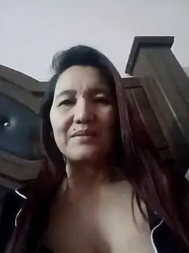 Snapshot of Bigtitsass81 chatting on November 8, 2025, 1:36 pm Bigtitsass81 online show from November 8, 2025, 1:36 pm