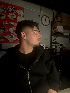 Snapshot of emir343475 chatting on November 26, 2025, 9:04 pm emir343475 online show from November 26, 2025, 9:04 pm