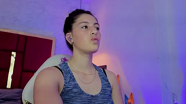 Snapshot of moon_winy chatting on March 25, 2026, 11:20 am moon winy online show from March 25, 2026, 11:20 am