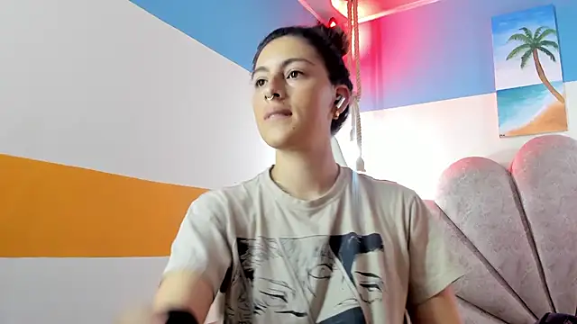 moon winy online show from October 25, 2025, 11:42 am