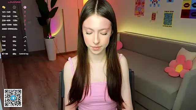 Snapshot of Yasmin_Kass chatting on March 21, 2026, 6:58 am Yasmin Kass online show from March 21, 2026, 6:58 am