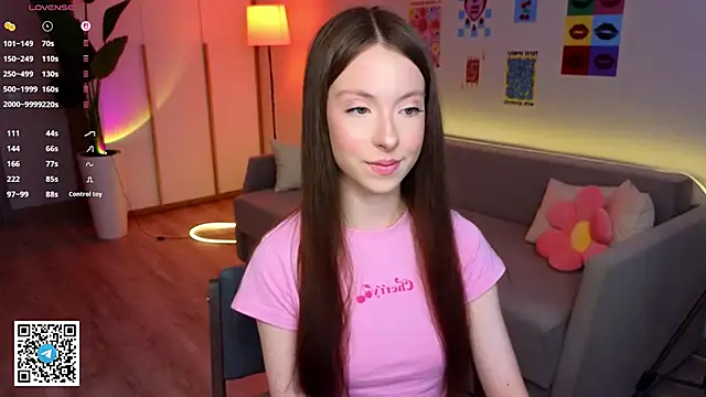 Snapshot of Yasmin_Kass chatting on April 12, 2026, 6:38 am Yasmin Kass online show from April 12, 2026, 6:38 am