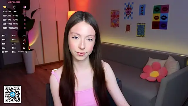 Snapshot of Yasmin_Kass chatting on March 28, 2026, 6:25 am Yasmin Kass online show from March 28, 2026, 6:25 am