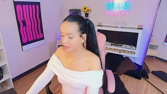 Snapshot of Miss_koko_ chatting on May 7, 2026, 3:22 am Miss koko online show from May 7, 2026, 3:22 am