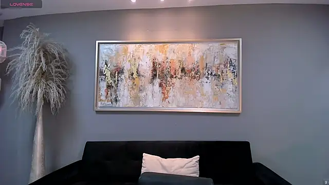 Snapshot of CelesteMoonX chatting on December 16, 2025, 3:55 am CelesteMoonX online show from December 16, 2025, 3:55 am