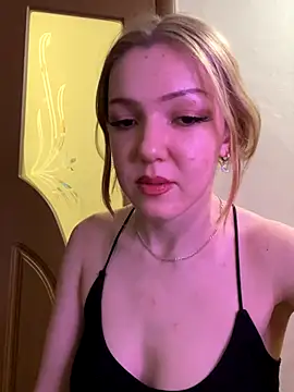 Snapshot of AlexandraXKitty chatting on November 17, 2025, 12:36 am AlexandraXKitty online show from November 17, 2025, 12:36 am