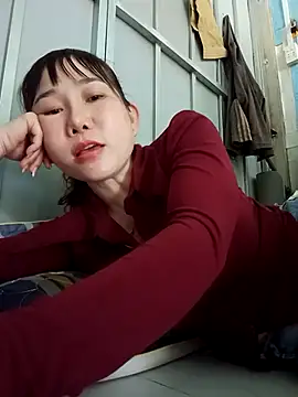 Ana-love2025 online show from October 28, 2025, 2:23 am