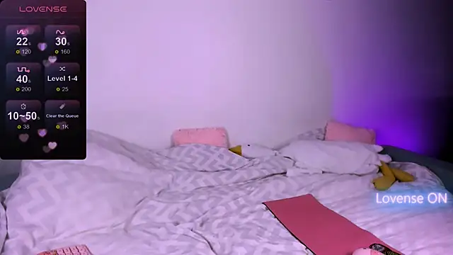 Snapshot of 3_Cara_Delfie_4 chatting on December 15, 2025, 12:49 am 3 Cara Delfie 4 online show from December 15, 2025, 12:49 am