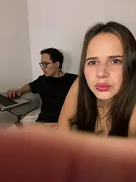 Snapshot of violetjack chatting on May 12, 2026, 7:16 am violetjack online show from May 12, 2026, 7:16 am