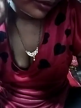 Snapshot of Hot_Lilly02 chatting on November 1, 2025, 8:30 am Hot Lilly02 online show from November 1, 2025, 8:30 am