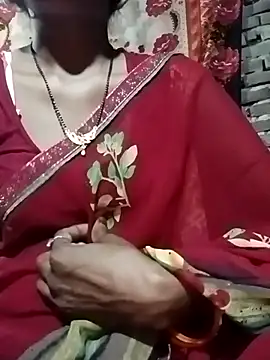 Snapshot of Hot_Lilly02 chatting on November 2, 2025, 10:37 pm Hot Lilly02 online show from November 2, 2025, 10:37 pm