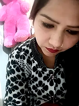 Snapshot of Vanshika1432 chatting on January 11, 2026, 6:09 am Vanshika1432 online show from January 11, 2026, 6:09 am
