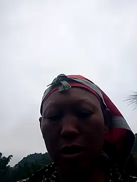 nui-show online show from October 29, 2025, 4:33 am