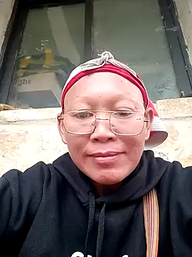 nui-show online show from November 17, 2025, 5:22 am