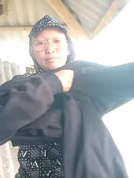 nui-show online show from November 20, 2025, 4:35 am