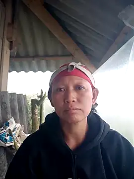 nui-show online show from November 11, 2025, 8:42 am