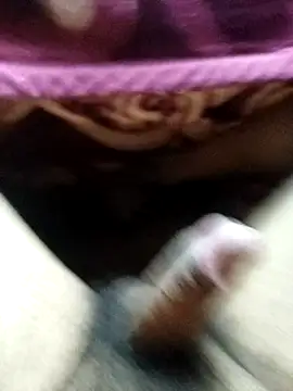 Snapshot of Soumyajit129ommk chatting on December 22, 2025, 2:44 am Soumyajit129ommk online show from December 22, 2025, 2:44 am