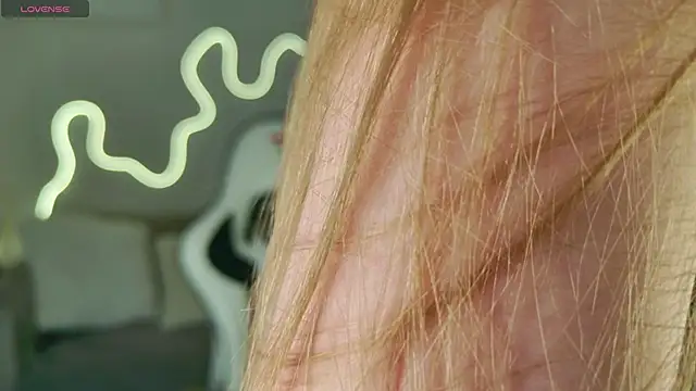 bella xx   online show from March 30, 2026, 3:30 am