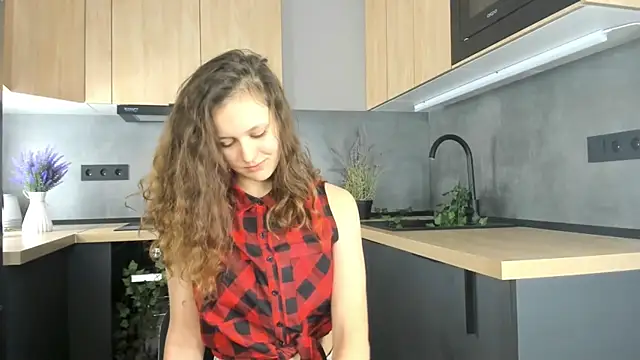 FoxFever online show from November 29, 2025, 6:46 am