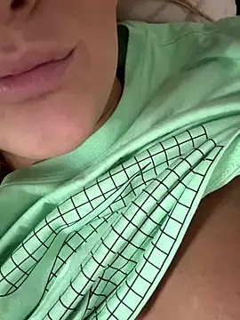 alessia ferri online show from October 17, 2025, 9:12 am