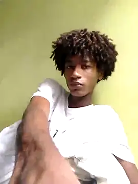 skinnyxsoo online show from October 22, 2025, 1:21 pm