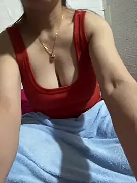 Snapshot of tabby-cat11 chatting on February 15, 2026, 8:46 am tabby-cat11 online show from February 15, 2026, 8:46 am