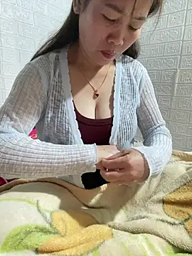 Snapshot of tabby-cat11 chatting on January 15, 2026, 1:58 pm tabby-cat11 online show from January 15, 2026, 1:58 pm