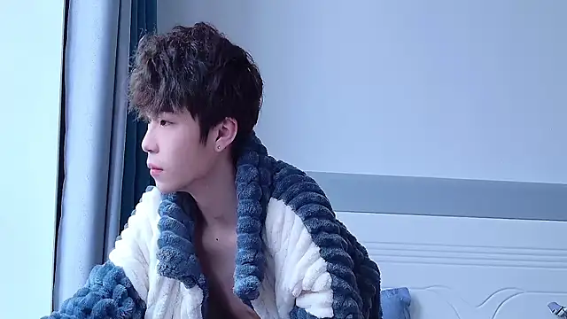 Stuffy-111 online show from October 29, 2025, 4:55 am