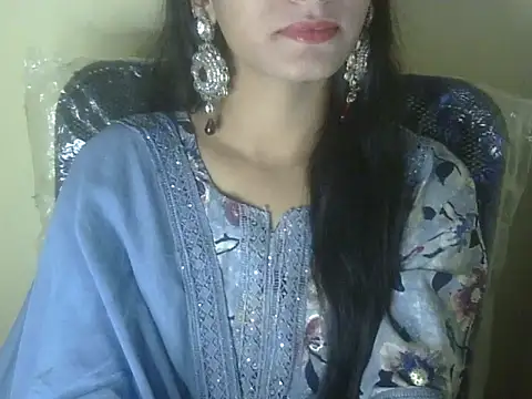 Snapshot of Shezi_N chatting on December 1, 2025, 10:27 am Shezi N online show from December 1, 2025, 10:27 am