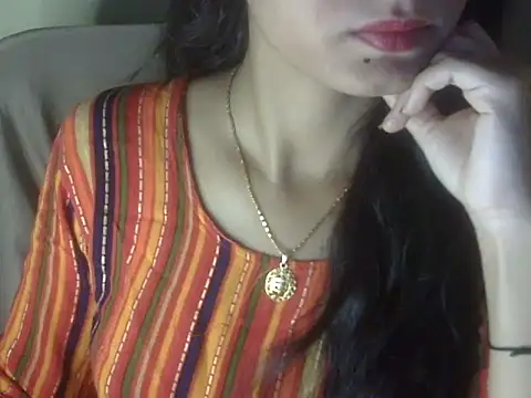 Snapshot of Shezi_N chatting on June 29, 2026, 1:22 pm Shezi N online show from June 29, 2026, 1:22 pm