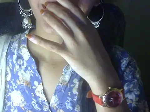 Snapshot of Shezi_N chatting on October 22, 2025, 2:27 pm Shezi N online show from October 22, 2025, 2:27 pm