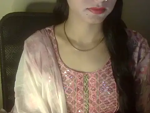 Snapshot of Shezi_N chatting on December 19, 2025, 3:25 pm Shezi N online show from December 19, 2025, 3:25 pm