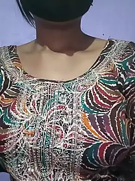 Snapshot of sardarni_001 chatting on October 17, 2025, 7:22 am sardarni 001 online show from October 17, 2025, 7:22 am