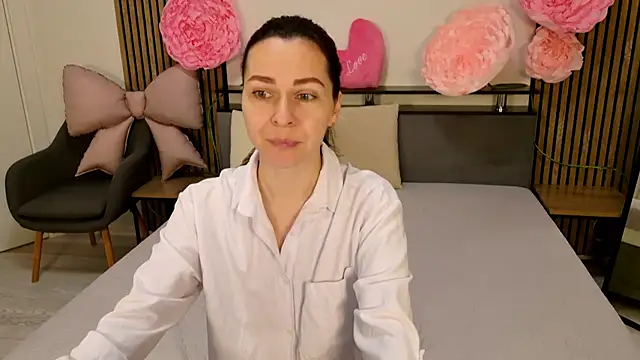 Snapshot of DitaNoir chatting on February 18, 2026, 7:17 am DitaNoir online show from February 18, 2026, 7:17 am