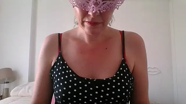 Snapshot of Ava_sexy_bitch chatting on April 18, 2026, 8:16 am Ava sexy bitch online show from April 18, 2026, 8:16 am